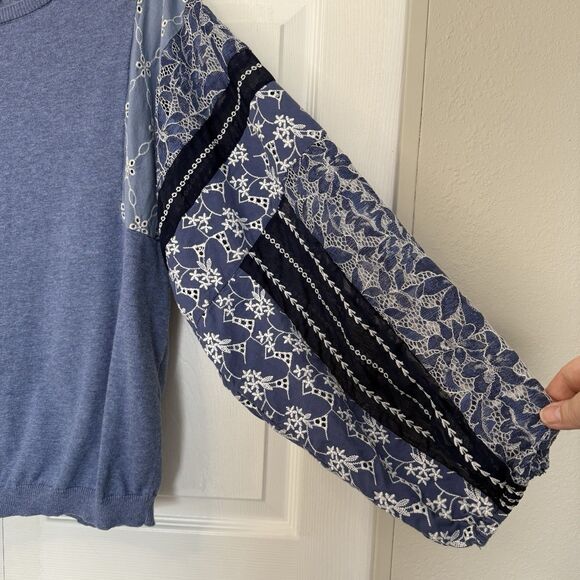 Chico's Faded Indigo Blue Pullover Sweater Women’s Size 1 (M) - Picture 4 of 8